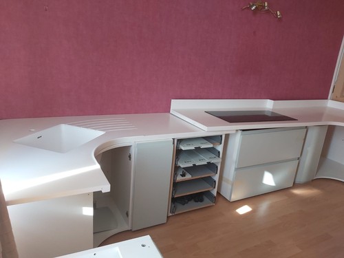 Kitchen units sink and - units, cooker