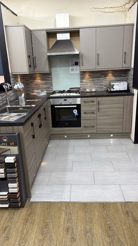 Display kitchens for - ex,